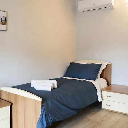 Apartment Marina 3 *